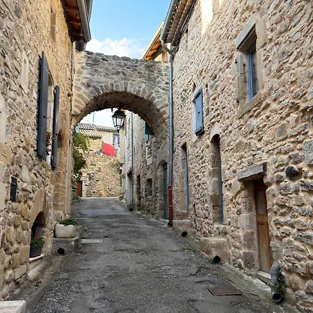 Maison De Village En Pierre - Coeur Du Vieux Vakantiehuis Coux