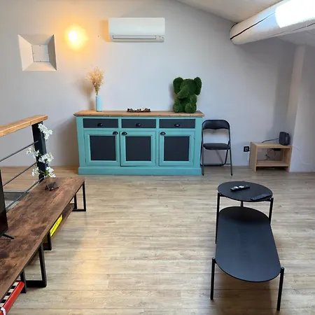 Vakantiehuis Maison De Village En Pierre - Coeur Du Vieux Coux